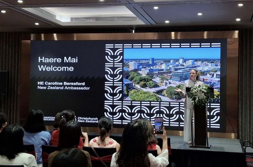 H.E. Caroline Beresford, New Zealand Ambassador to Vietnam, delivered remarks at the seminar for education agents in Ha Noi