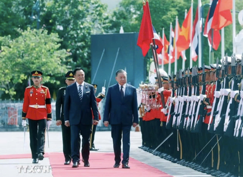 Vietnam, Thailand strengthen trade and energy cooperation - 1