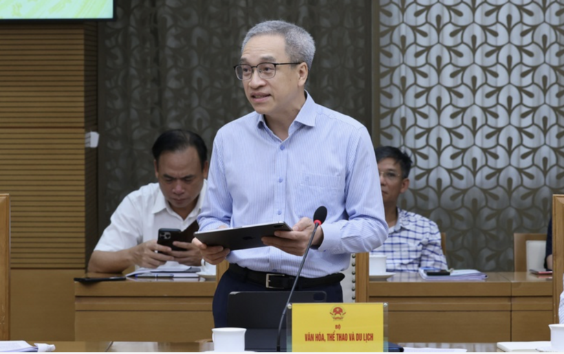 Deputy Minister of Culture, Sports and Tourism Phan Tam speaks at the meeting.Photo: VGP