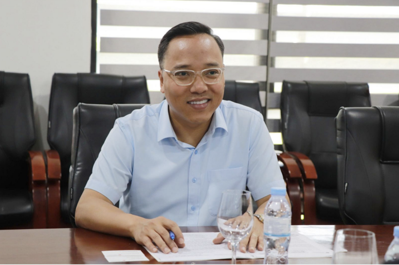 Deputy Minister of Industry and Trade Nguyen Hoang Long.