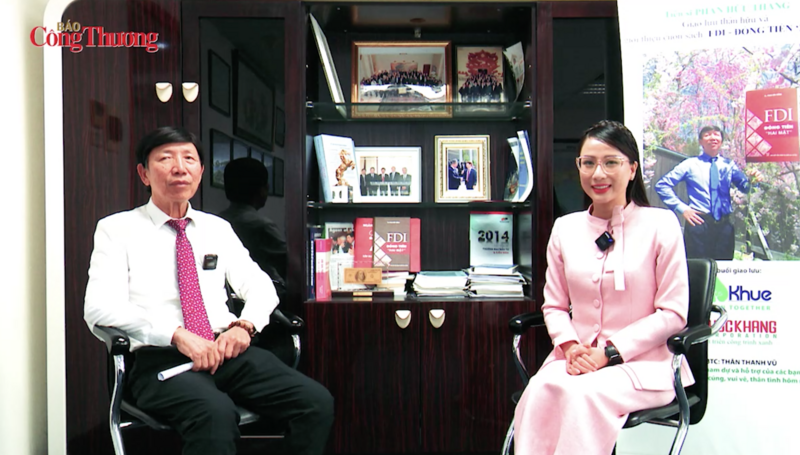 Dr. Phan Huu Thang in an interview with Newspaper of Industry and Trade. Photo: Dong Cuong