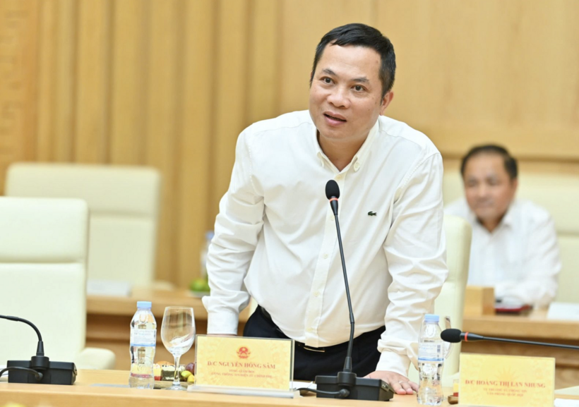 Nguyen Hong Sam, Director of the Government Electronic Information Portal, speaks on coordination in communications between the Ministry and media organizations. Photo: Nam Nguyen