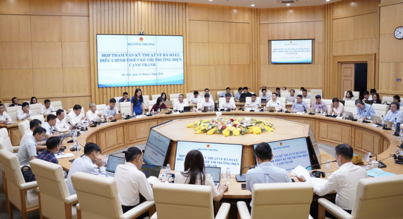Technical consultation meeting on reviewing and adjusting the competitive electricity market design. Photo: Nguyen Thao