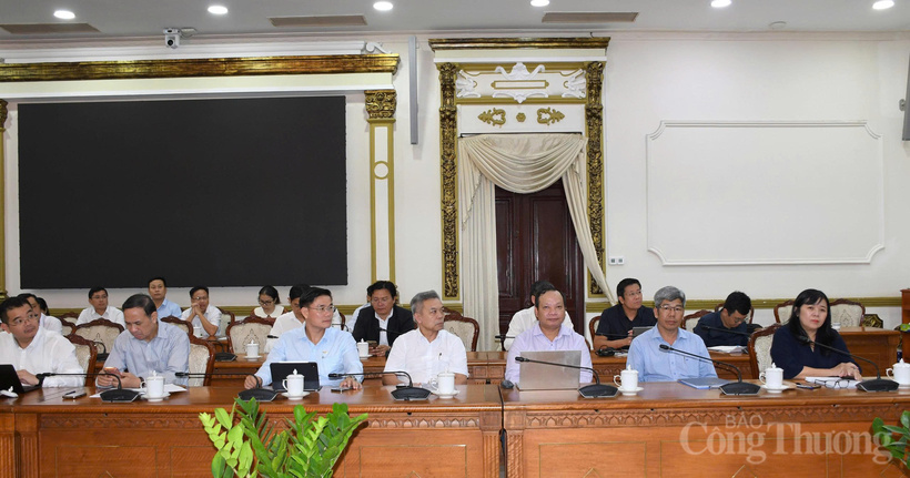 Delegates attend the event. Photo: Thanh Minh.