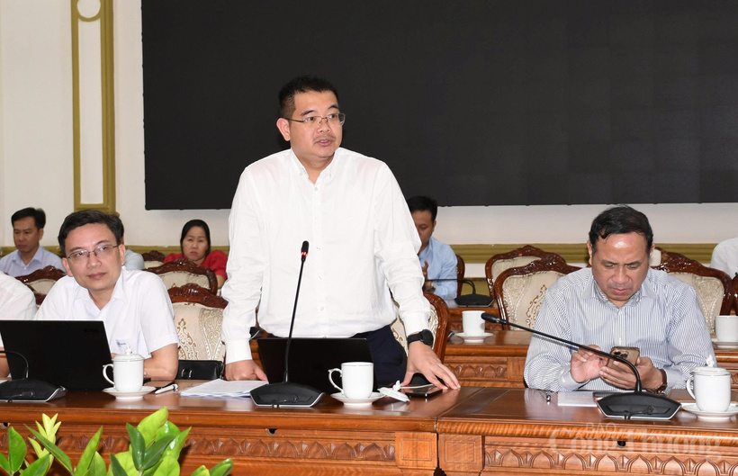 Representatives of the power sector highlight obstacles and challenges in the implementation of power projects in Ho Chi Minh City. Photo: Thanh Minh.
