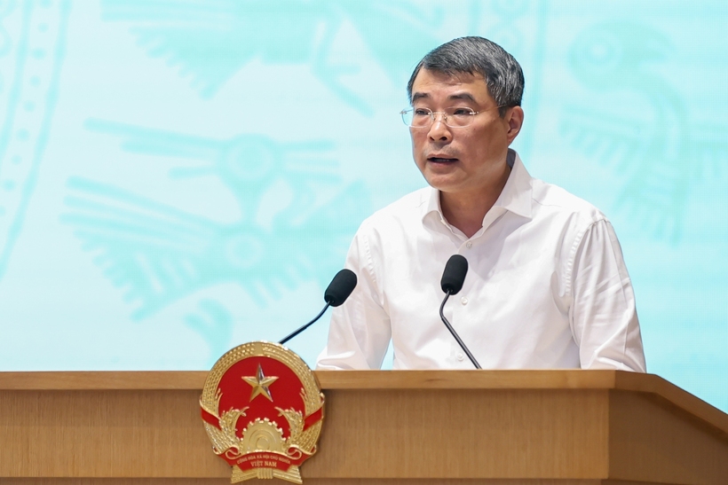 The Prime Minister highlights key tasks and solutions for the coming period. Photo: VGP.