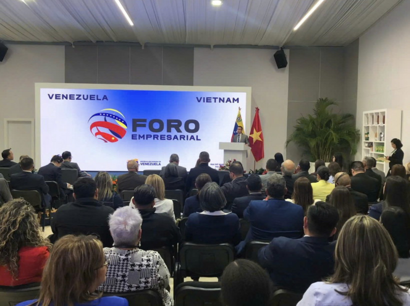 Vietnam, Venezuela deepen business ties at bilateral business forum - 1
