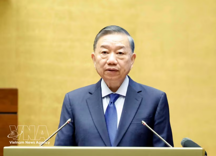 Party General Secretary and State President To Lam addresses a national conference in Hanoi on June 30 on studying, disseminating and implementing the Politburo’s Resolution No. 10-NQ/TW on developing the foreign-invested economic sector.(Photo: VNA)