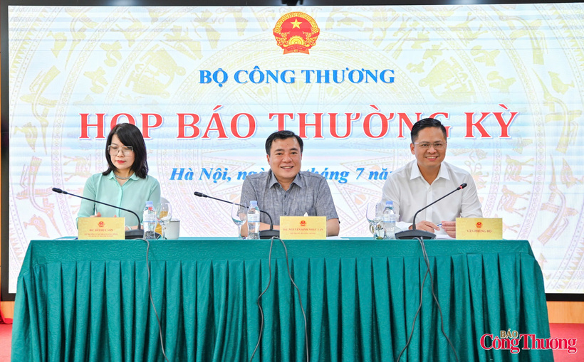 Ministry of Industry and Trade holds regular press briefing for the second quarter of 2026. Photo: Nam Nguyen