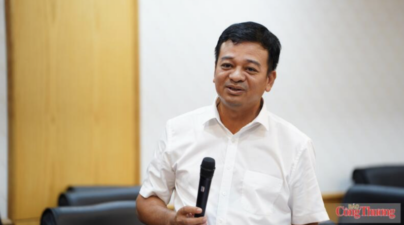 Tran My Dung, Deputy Director of the Vietnam Department of Geology and Minerals under the Ministry of Agriculture and Environment.
