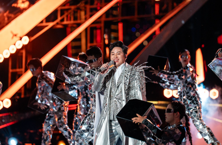 Divo Tung Duong delivers electrifying performances on the DIFF stage