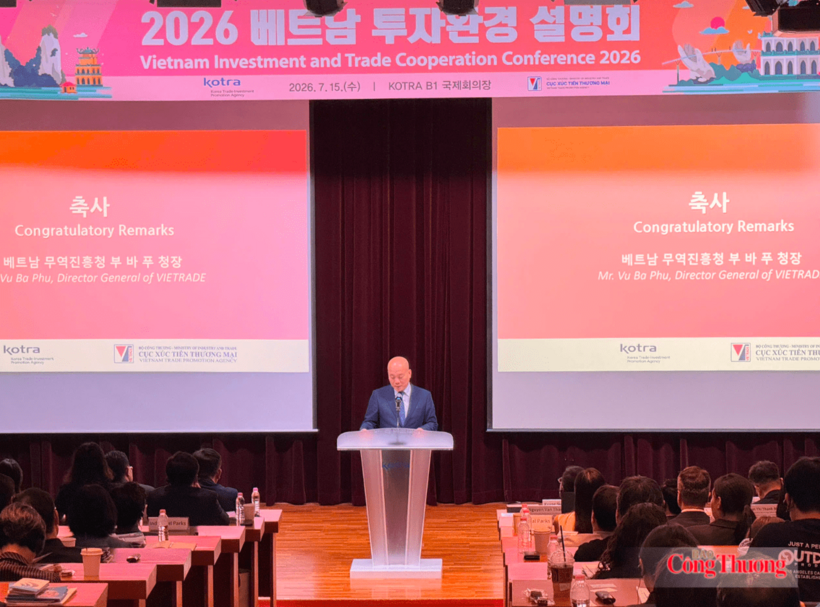 Vu Ba Phu, Director of the Vietnam Trade Promotion Agency, addresses the conference. Photo: Vietnam Trade Promotion Agency