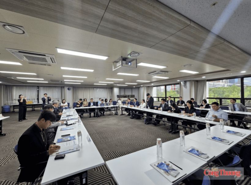 Overview of the meeting between the Vietnamese delegation and the Korea Federation of SMEs (KBIZ). Photo: Vietnam Trade Promotion Agency