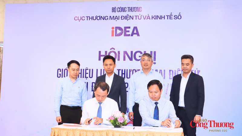 The signing ceremony of the memorandum of understanding on training cooperation reflects the shared commitment of associations, educational institutions and relevant organisations to developing the e-commerce workforce.