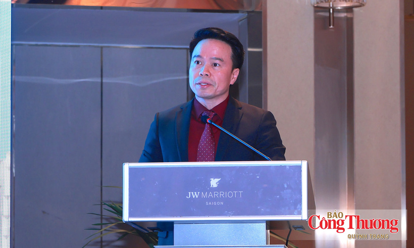 Ngo Chung Khanh, Deputy Director of the Multilateral Trade Policy Department of the MoIT, Vietnam's chief CPTPP negotiator at the senior official level, delivers his opening remarks. Photo: Quynh Trang