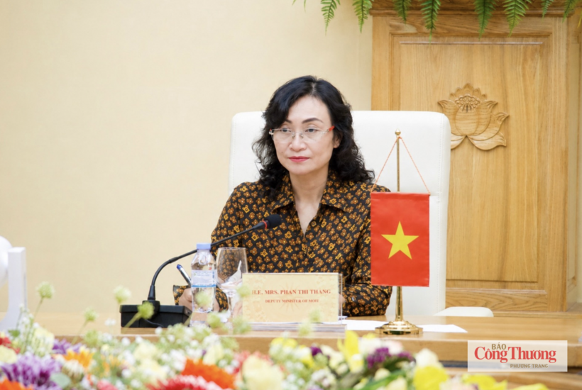 Deputy Minister of Industry and Trade Phan Thi Thang.
