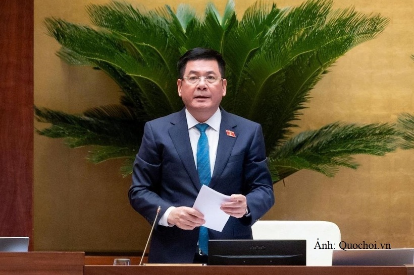 National Assembly Vice President Nguyen Hong Dien concludes the discussion session.