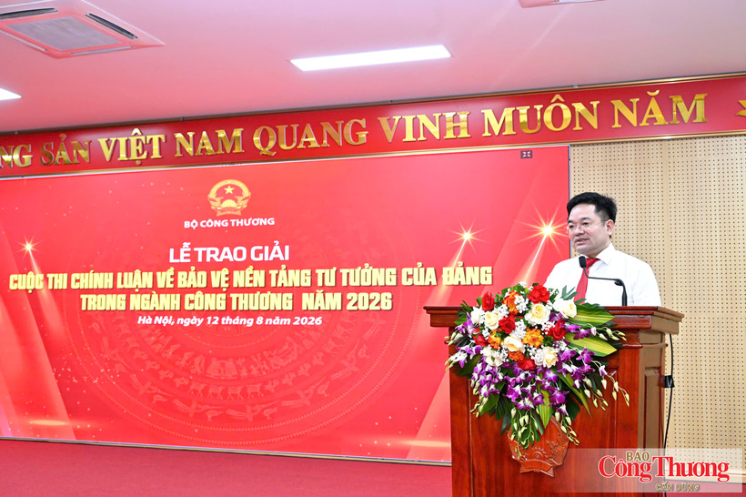 Nguyen Van Minh, member of the Executive Board of the Party Committee of the Ministry of Industry and Trade, Secretary of the Party Committee and Editor-in-Chief of the Industry and Trade Newspaper, and Deputy Head of the Organizing Committee of the 2026 Political Essay Contest on Safeguarding the Party’s Ideological Foundation in the Industry and Trade Sector.