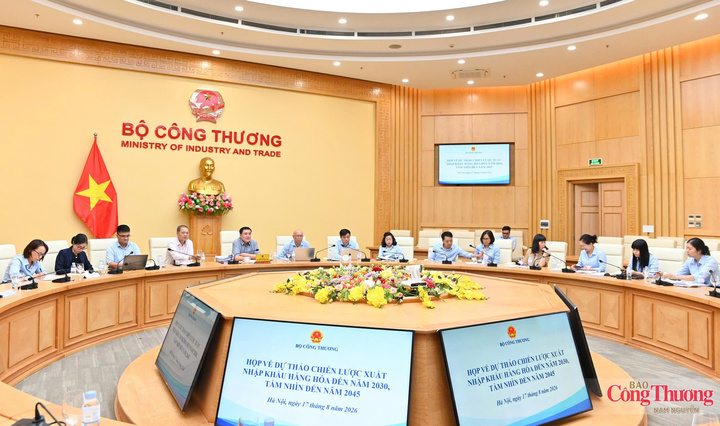 An overview of the meeting. Photo: Nam Nguyen