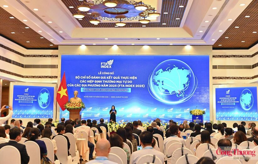 An overview of the ceremony unveiling the 2025 FTA Index, a set of indicators assessing the implementation of free trade agreements by localities in 2025. Photo: Nam Nguyen
