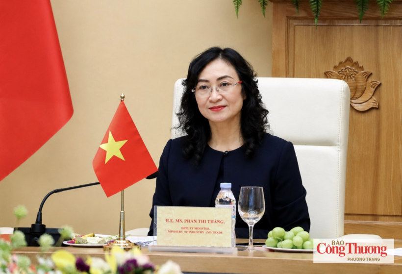 Deputy Minister of Industry and Trade Phan Thi Thang.