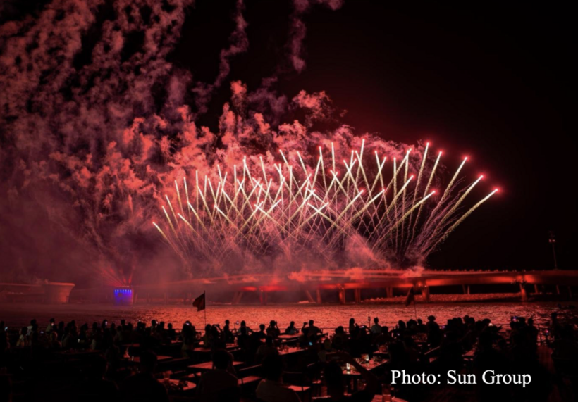 Flags and fireworks light up Phu Quoc for National Day - 11