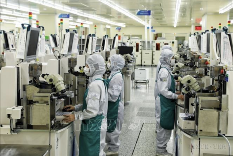 Modern production line at Hana Micron Vina Co., Ltd., a wholly Korean-invested enterprise, in Van Trung Industrial Park, Bac Ninh Province.