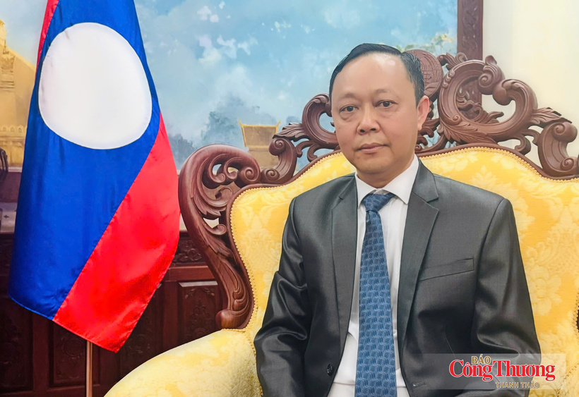 Som Sai Nong Nath, Lao Economic and Commercial Counsellor in Viet Nam.