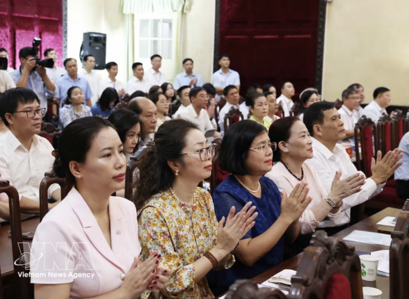 Ha Noi's voters at the meeting with General Secretary of the Communist Party of Viet Nam Central Committee and President To Lam on September 27.