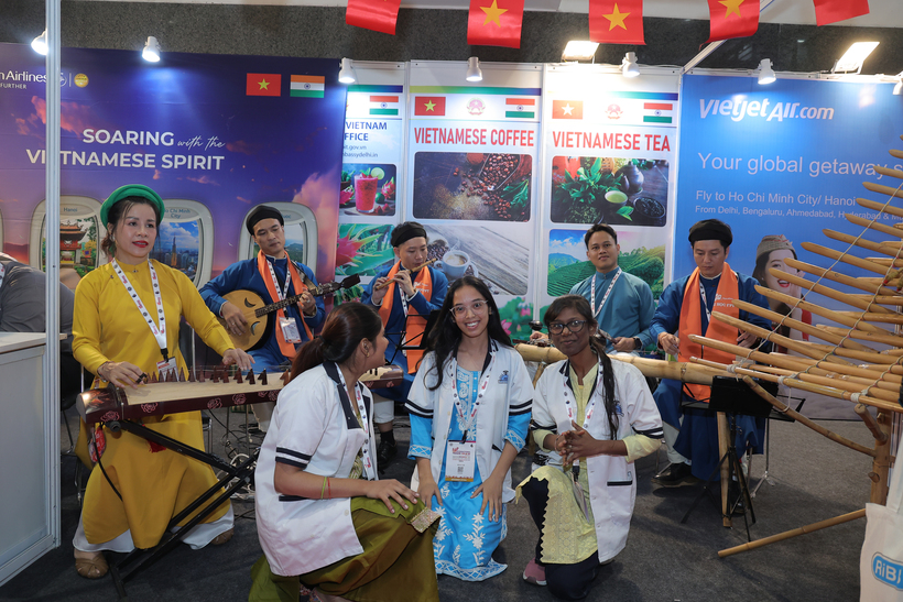 The Embassy of Viet Nam and the Vietnamese Trade Office launch a series of economic, investment, tourism and cultural promotion activities in Uttar Pradesh, India.