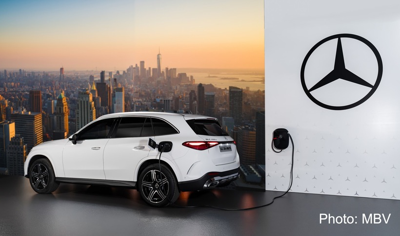 Mercedes-Benz Vietnam (MBV) has added the GLC 350e 4MATIC plug-in hybrid to its GLC.