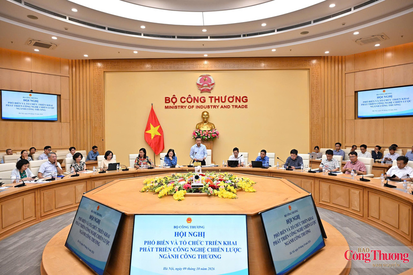 Conference on the dissemination and implementation of strategic technology development in the industry and trade sector.