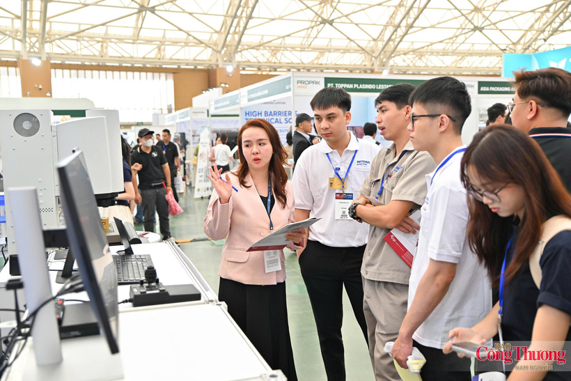 Visitors explore machinery and equipment on display at ProPak Hanoi 2026.