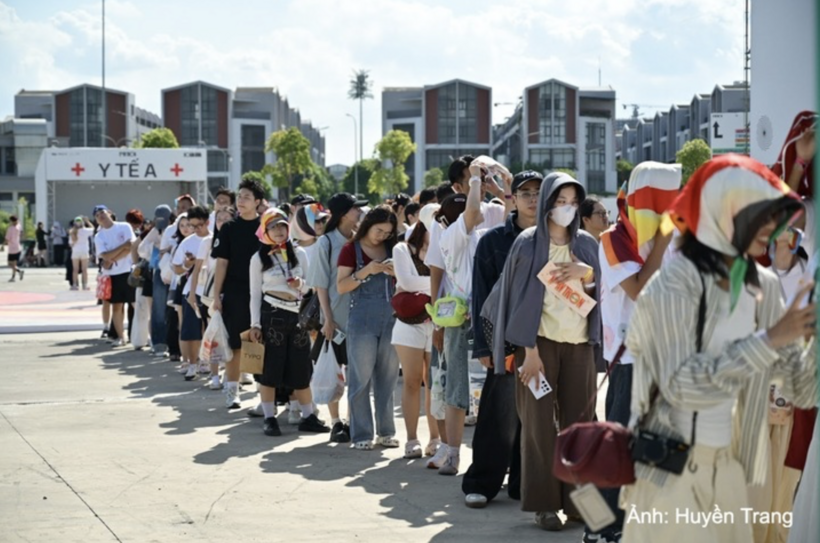 Viet Nam’s Strategy for the Development of Cultural Industries to 2030, with a vision to 2045, targets average annual growth of around 10% and a 7% contribution to GDP by 2030.