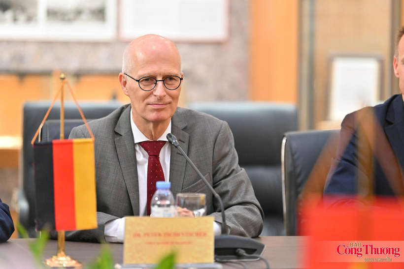 First Mayor of Hamburg Peter Tschentscher.