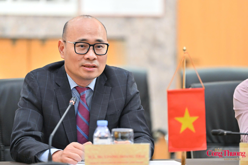 Deputy Minister of Industry and Trade Luong Hoang Thai.