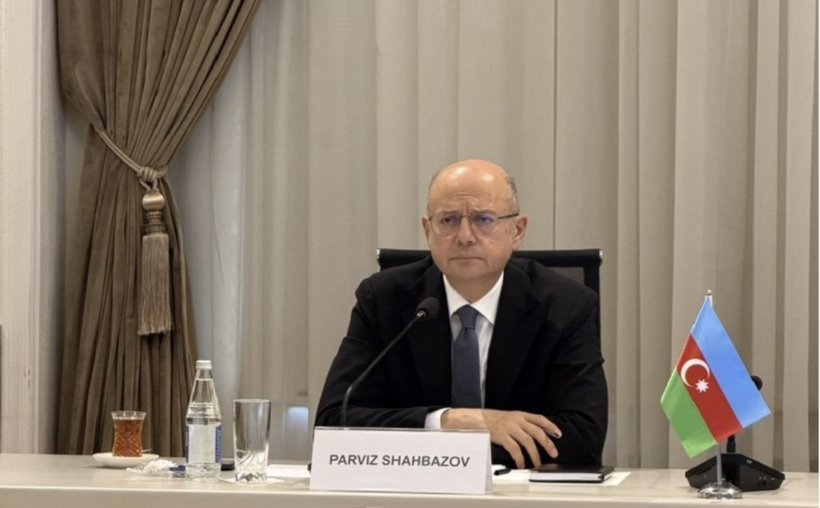 Azerbaijan’s Minister of Energy Parviz Shahbazov speaks at a meeting with the Vietnamese Ministry of Industry and Trade delegation.