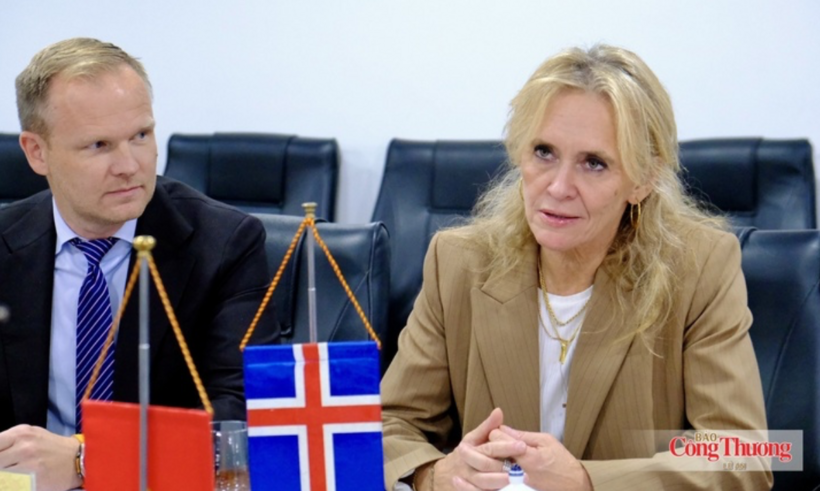Iceland’s Minister for Foreign Affairs Þorgerður Katrín Gunnarsdóttir delivers remarks at the meeting.