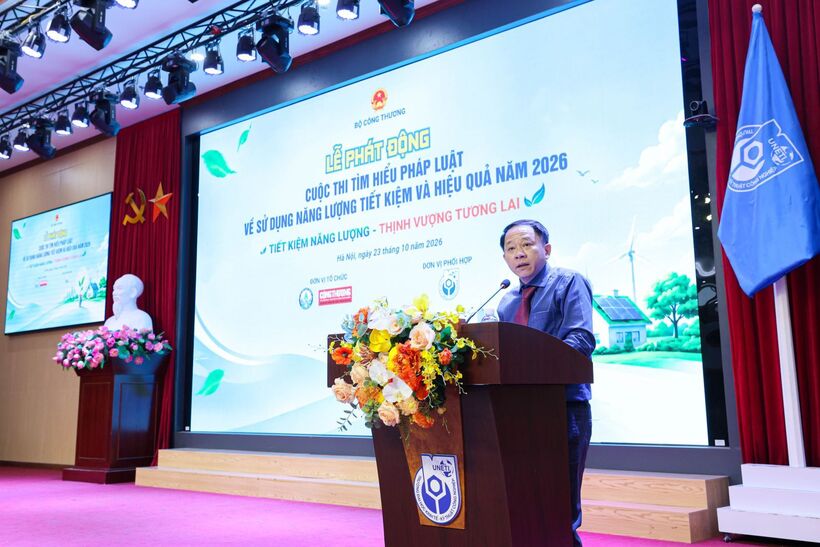 Tran Thanh Tung, Acting Director-General of the Department of Energy and Petroleum, speaks at the launch ceremony.
