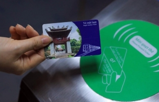 Hanoi to introduce electronic ticketing for public transport in 2024