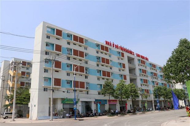 A social apartment building in Đình Hoà, Thủ Dầu Một, Bình Dương — VNA/VNS Photo Chí Tường A social apartment building in Đình Hoà, Thủ Dầu Một, Bình Dương — VNA/VNS Photo Chí Tường