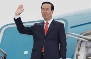 President Vo Van Thuong leaves for official visit to Laos