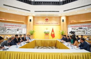 Minister receives German business delegation