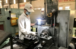 Hanoi prioritizes development of support industry