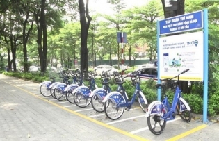 Hanoi rolls out public bicycle sharing service in inner districts