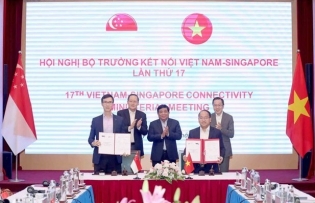 Vietnam, Singapore reinforce economic connectivity in five pillars