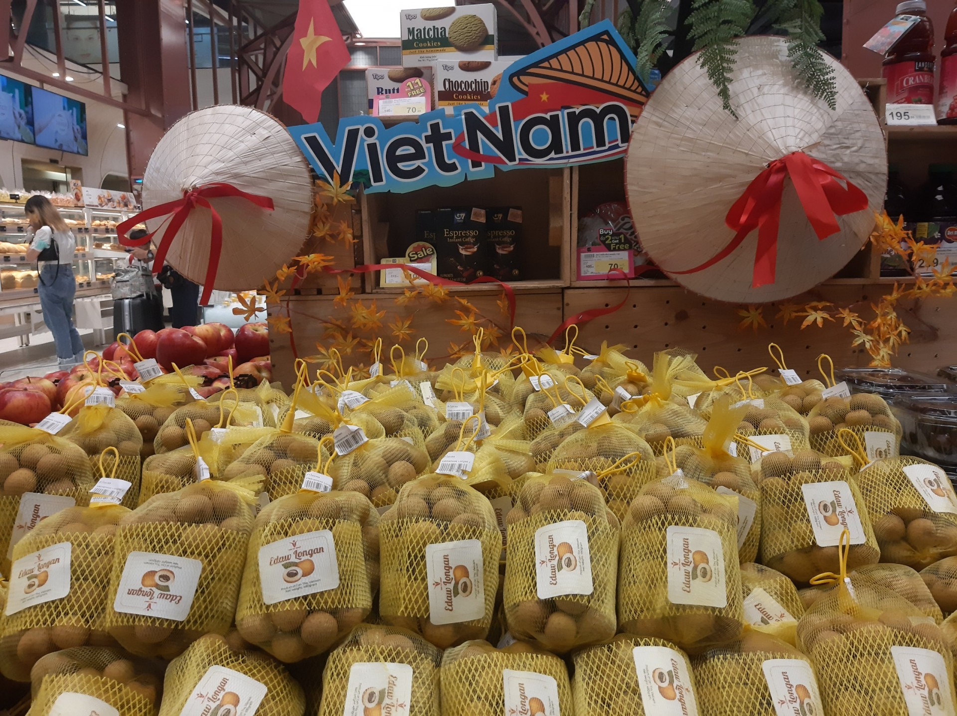 Central Retail has strengthened Vietnamese longan promotion in Thailand