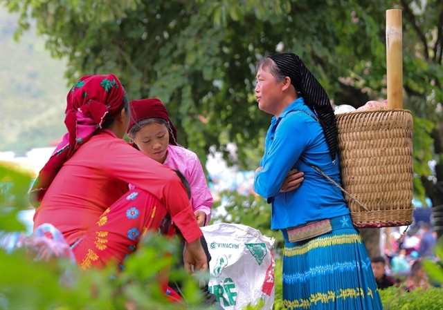 Mèo Vạc kermis is a destination for ethnic people in Đồng Văn karst plateau to gather and share their daily life stories. — VNA/VNS Photo Hoàng Hiếu Mèo Vạc kermis is a destination for ethnic people in Đồng Văn karst plateau to gather and share their daily life stories. — VNA/VNS Photo Hoàng Hiếu
