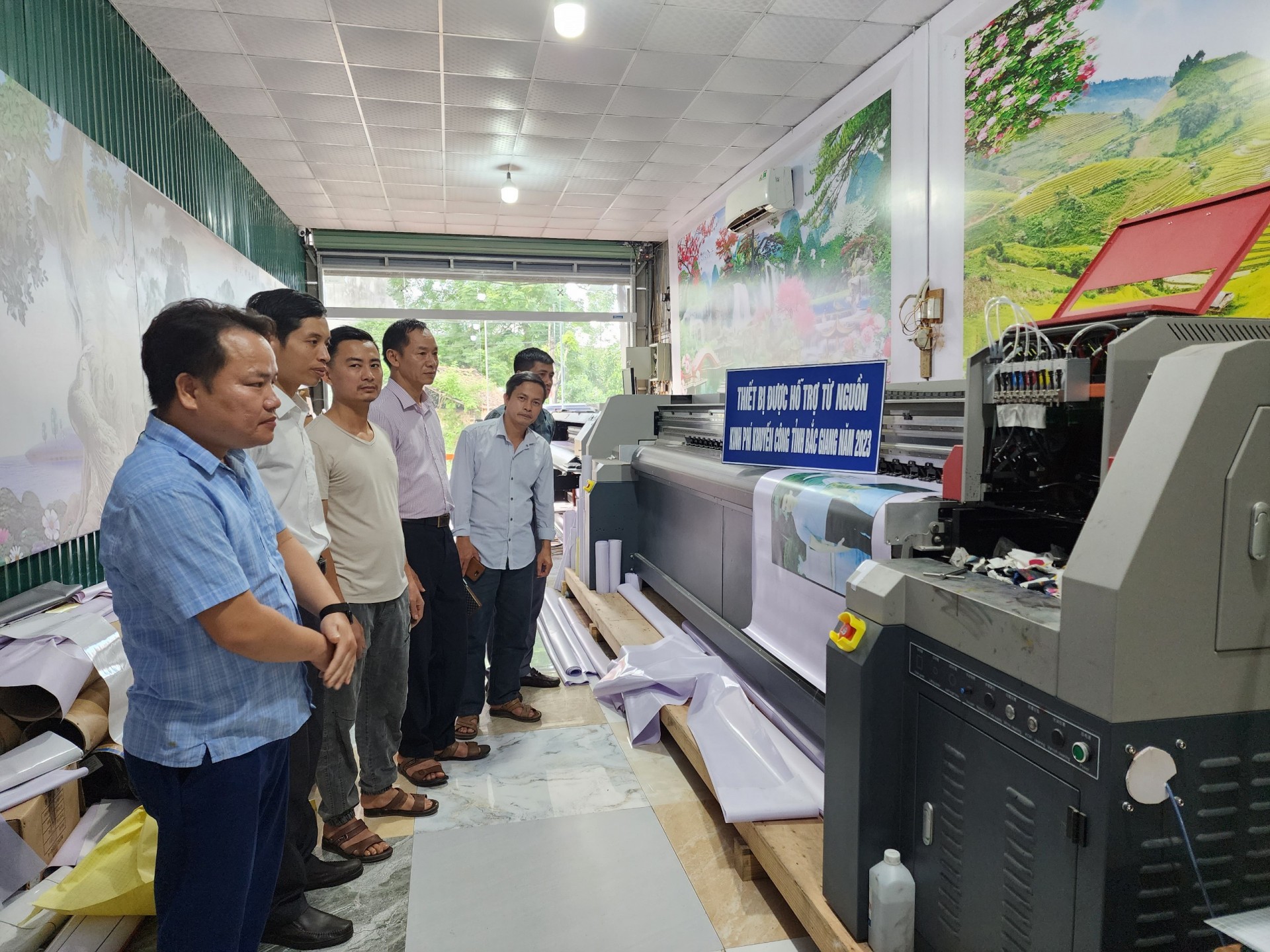 Anh Khoi is among many rural industrial enterprises benefiting from practical, efficient industry promotion assistance in advanced machinery and equipment application