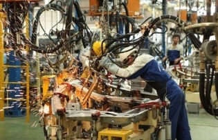 Supporting industry giants favour Vietnamese market